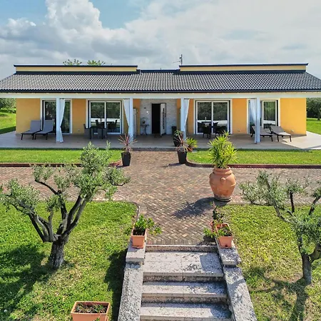 Monte Oliveto Lägenhet *